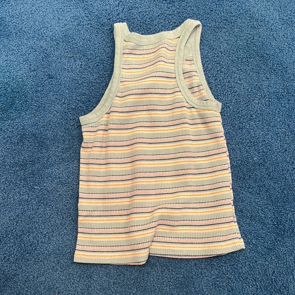 Tank top, super cute and perfect for summer - Picture 2 of 2